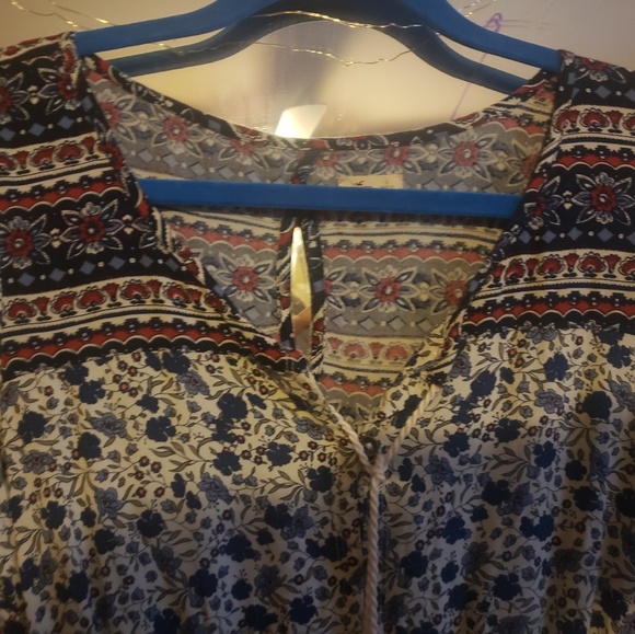 Dress - Picture 2 of 3